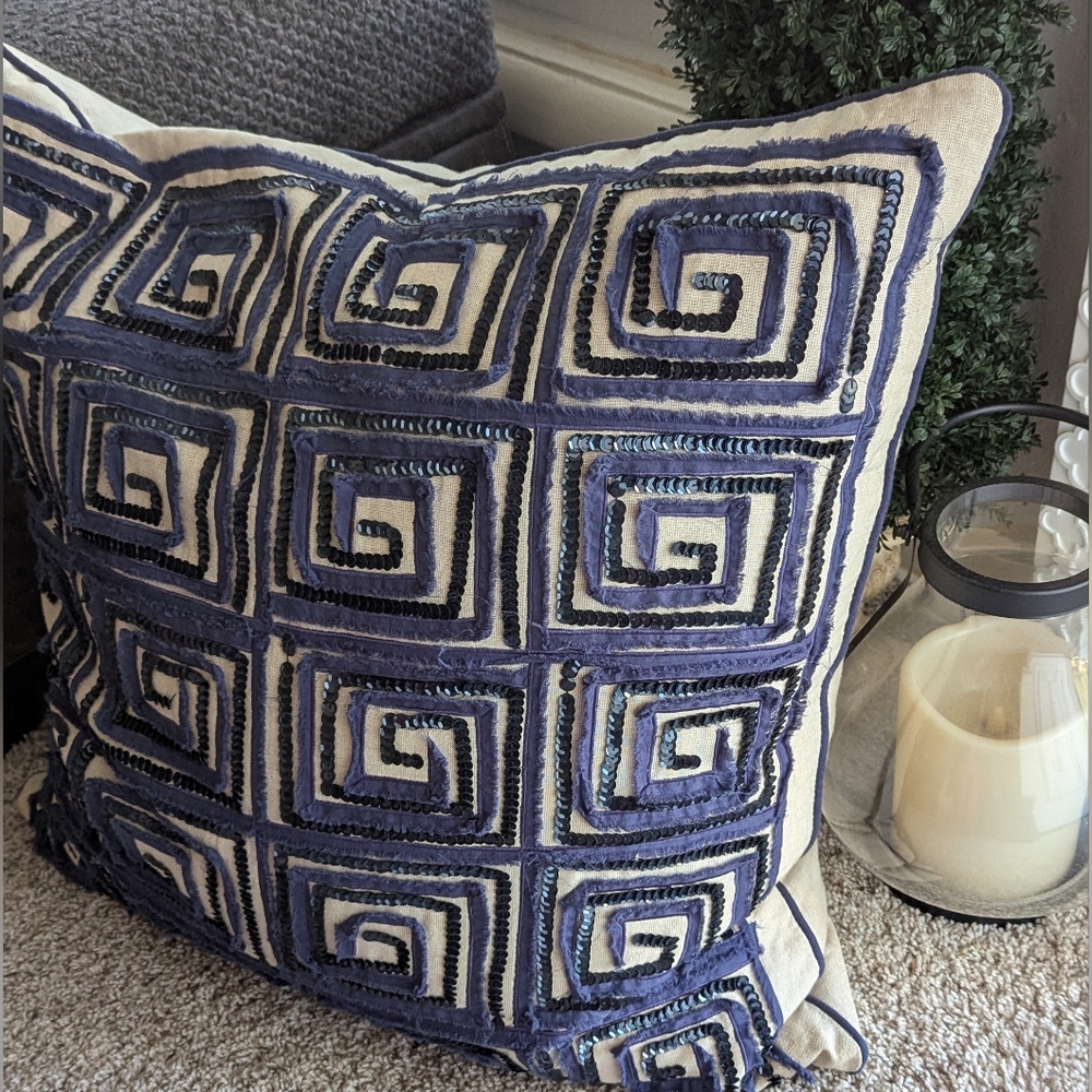 Kim Seybert Living Floor Pillow Cotton Sequin Navy Accent Feather Filled INDIA